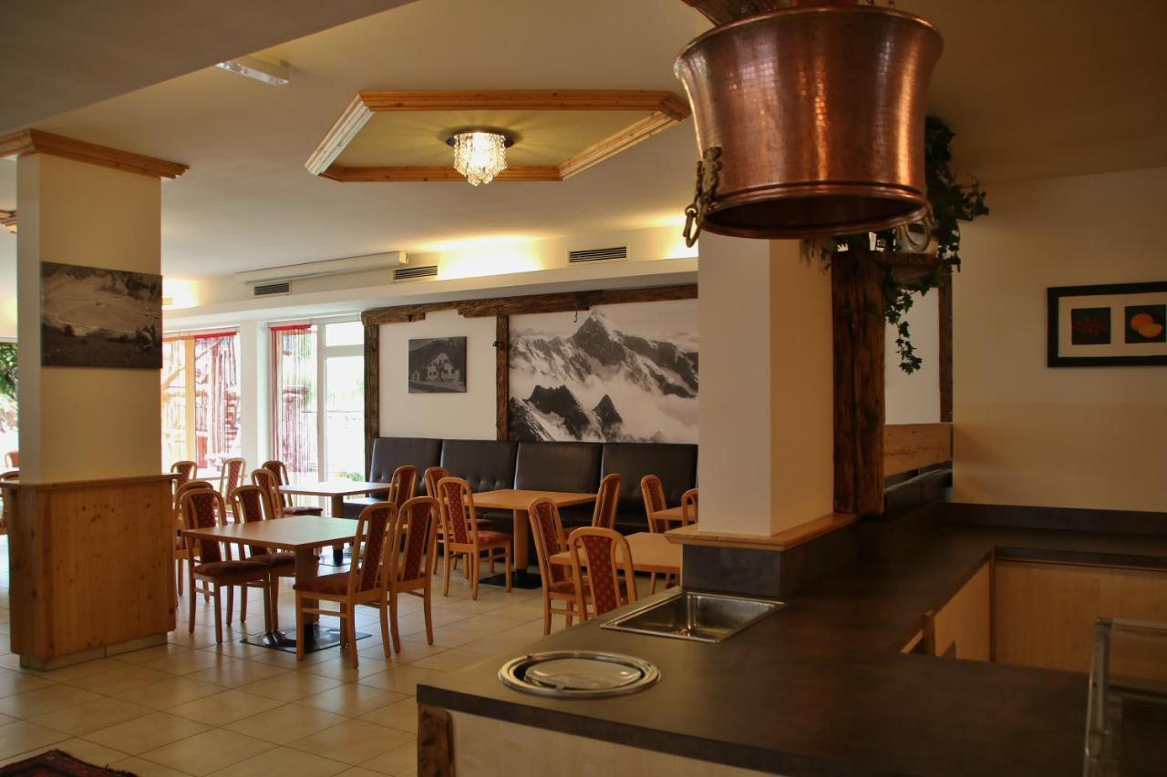 Gasthof Zum Loewen Aschau Im Zillertal Exterior photo